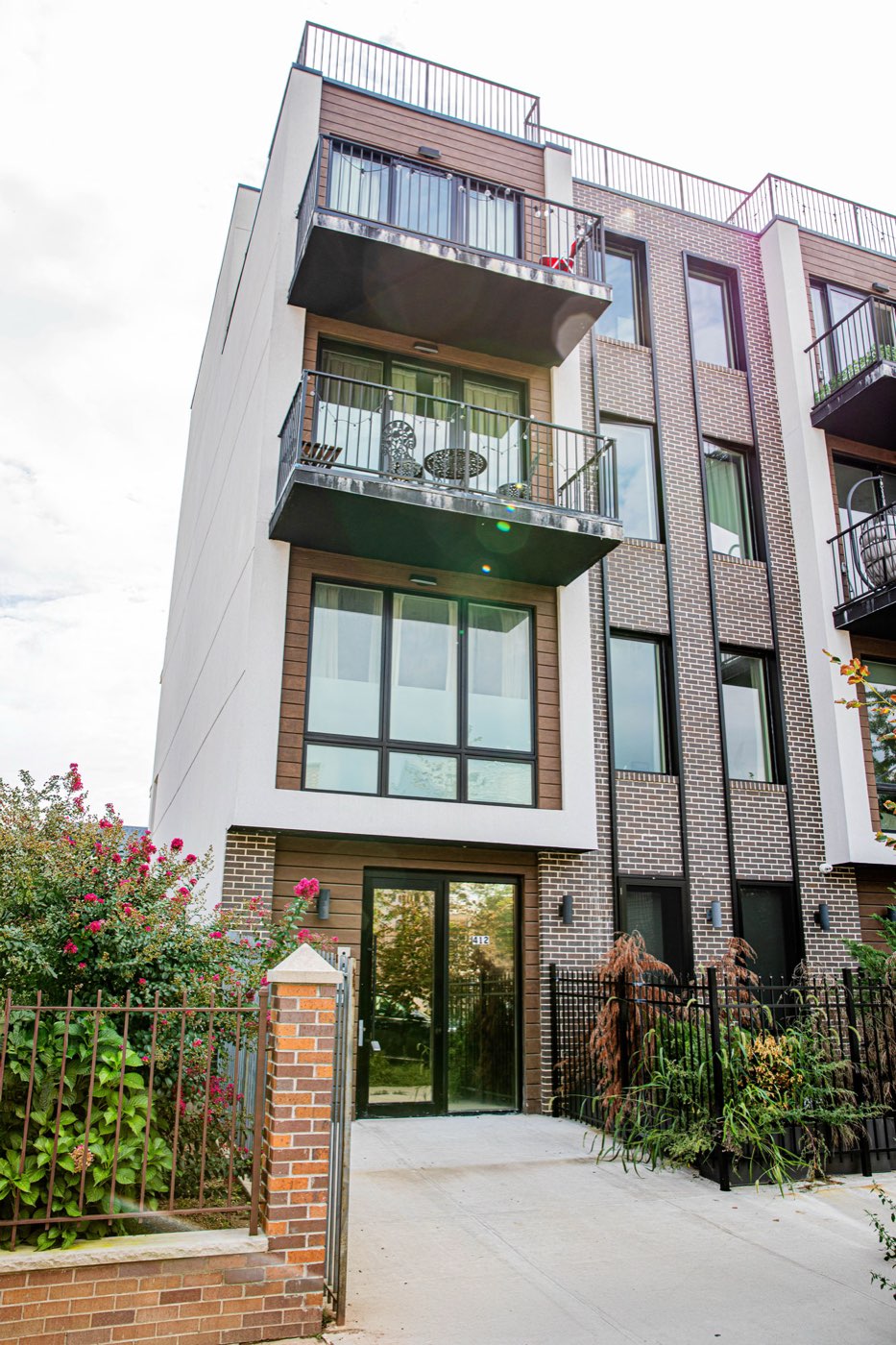 412 Fenimore Street, the building exterior